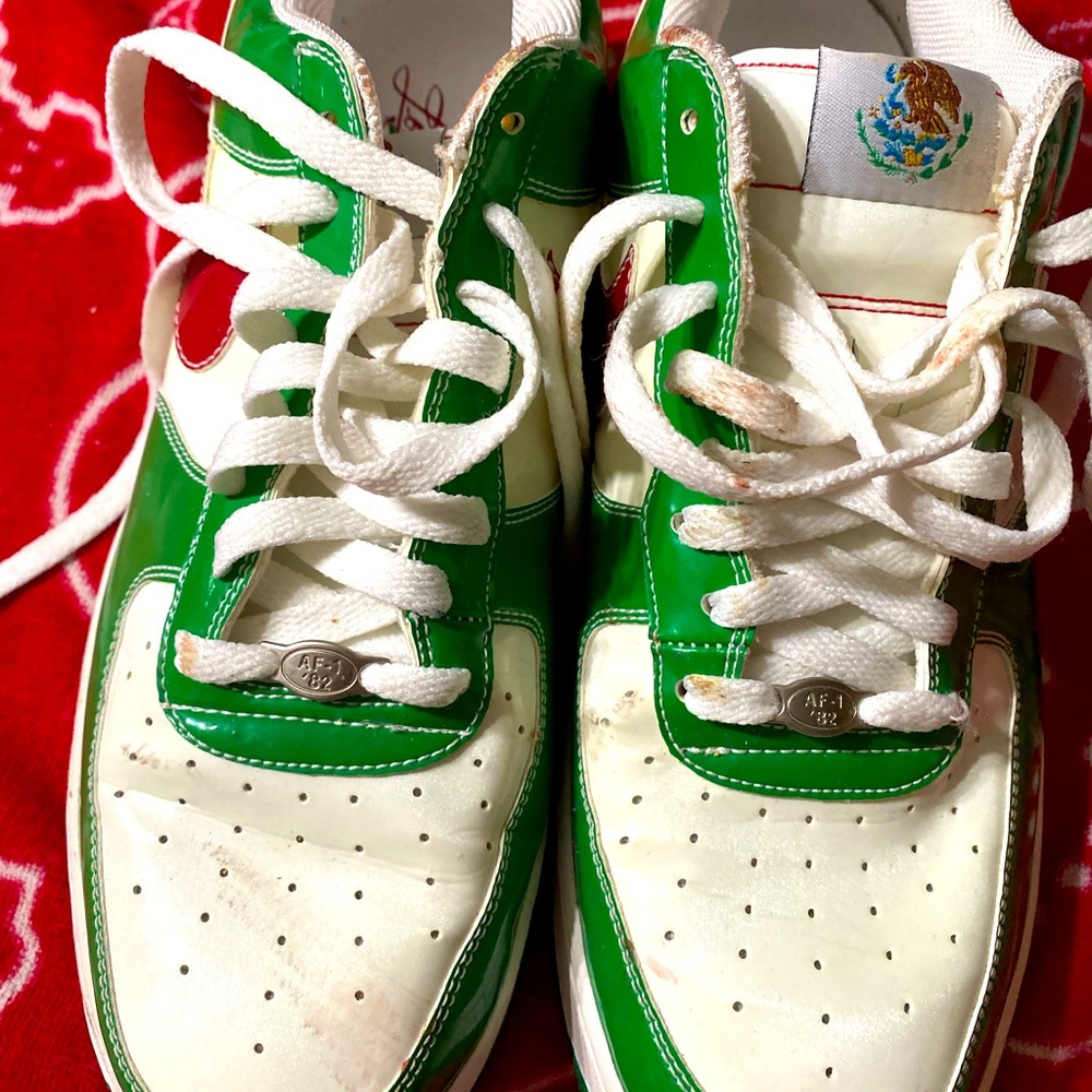 Nike LA (Mexican Flag)